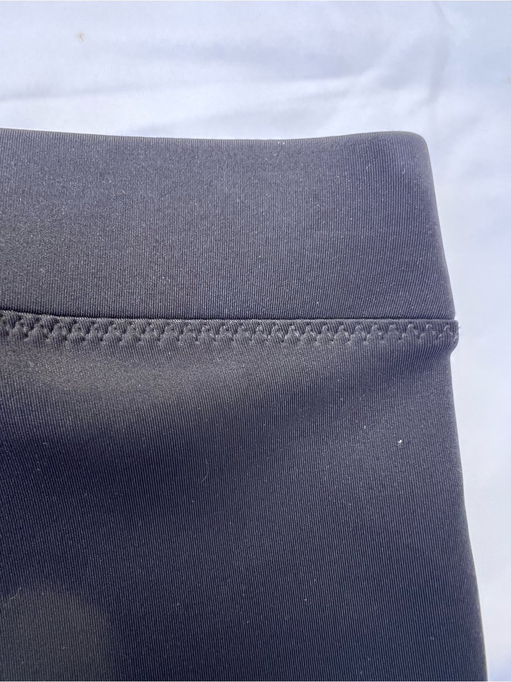Fabletics Women's  Black‎ Leggings Med - Picture 4 of 5